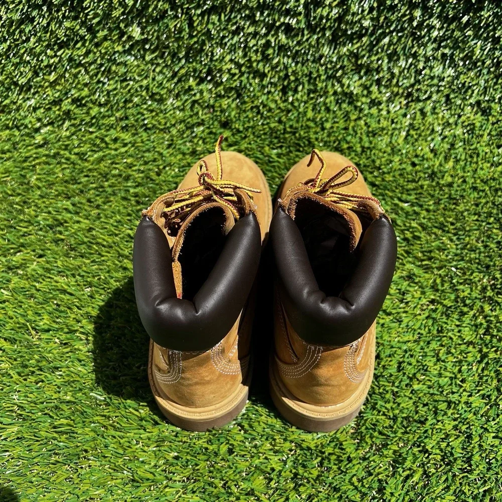Timberland Boots Youth Size 2.5 Premium Waterproof Wheat Nubuck Outdoor